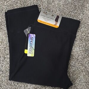 Cascade Sport Fitted Judo Crop Sz M NWT